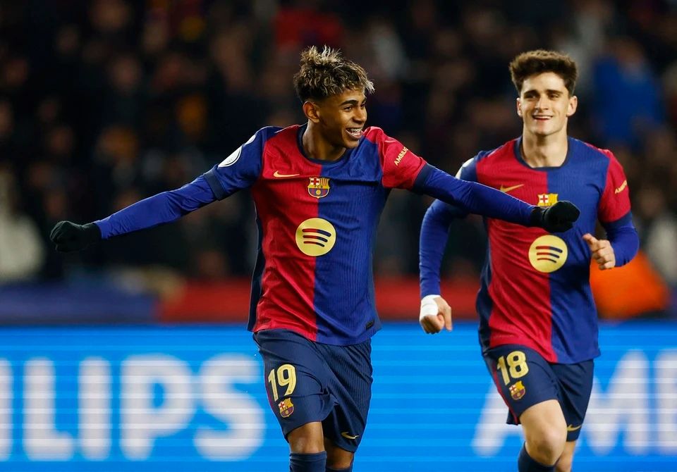 详解棒球规则中的观众伸手入界内干扰判定