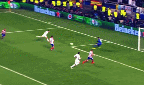 无论你是否赞同解雇阿莫里姆的决定，曼联今天通过所有发布会传达的信息都令人难以置信。 #MUFC 来源：Stretford Paddock